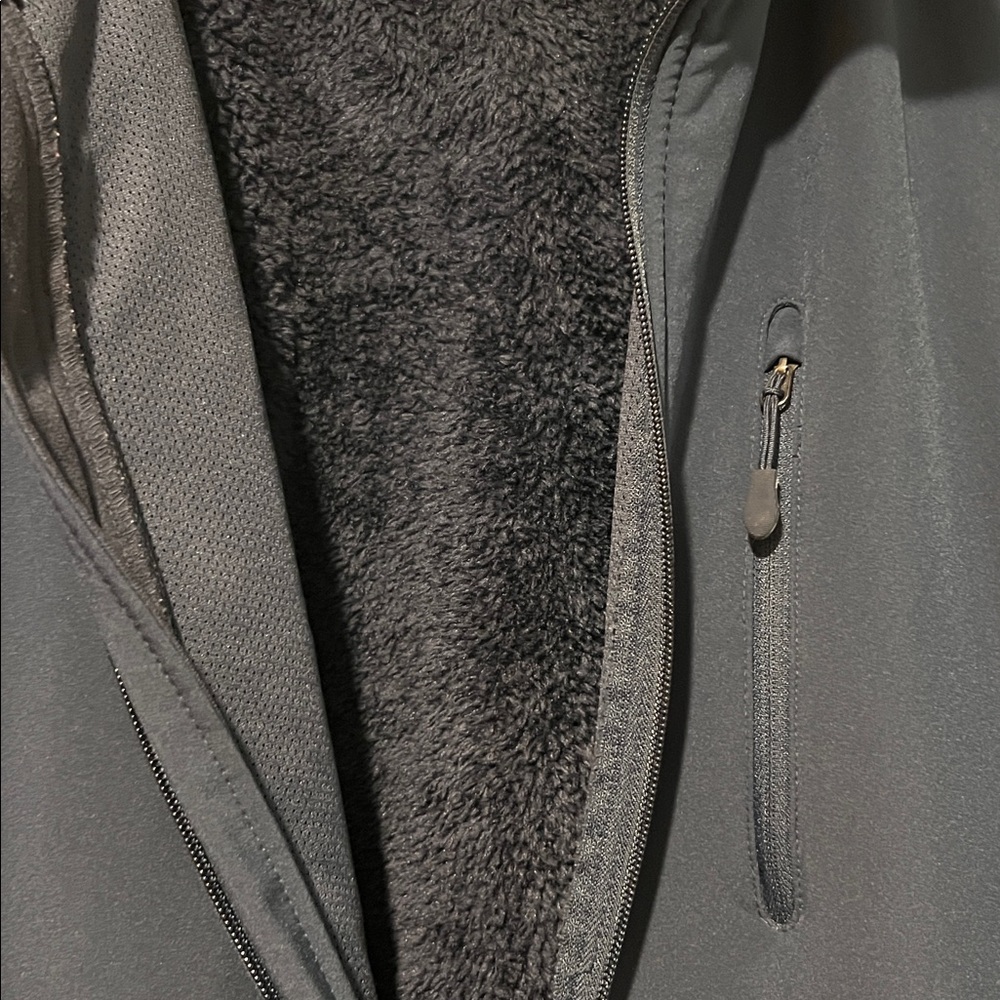 Kirkland Signature Men's Navy Hooded Jacket - Picture 3 of 6